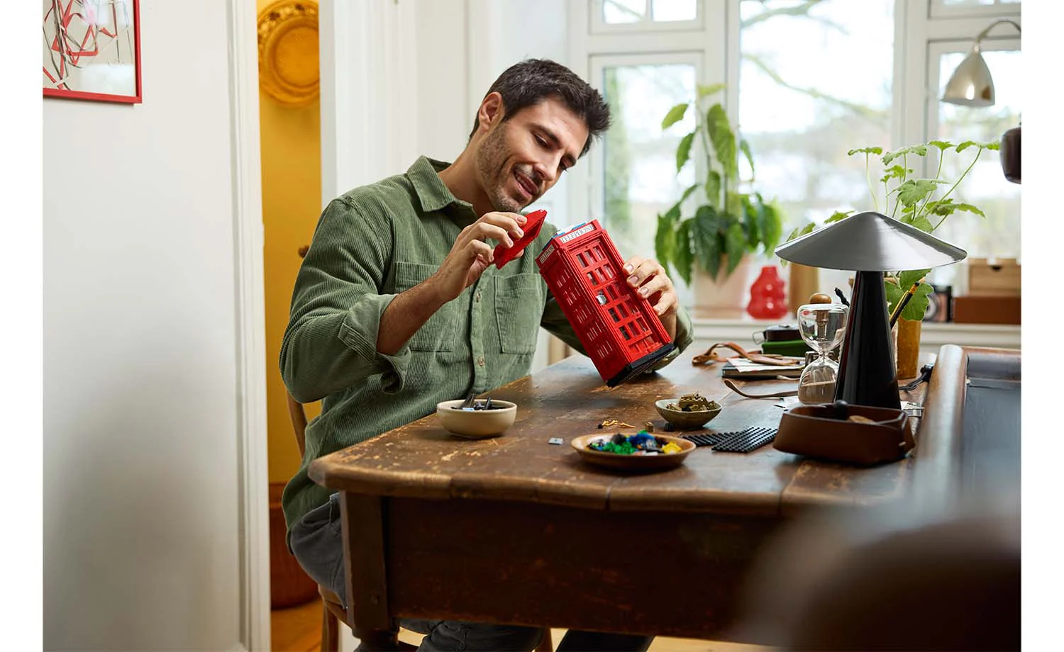 21347 | LEGO® Ideas Red London Telephone Box