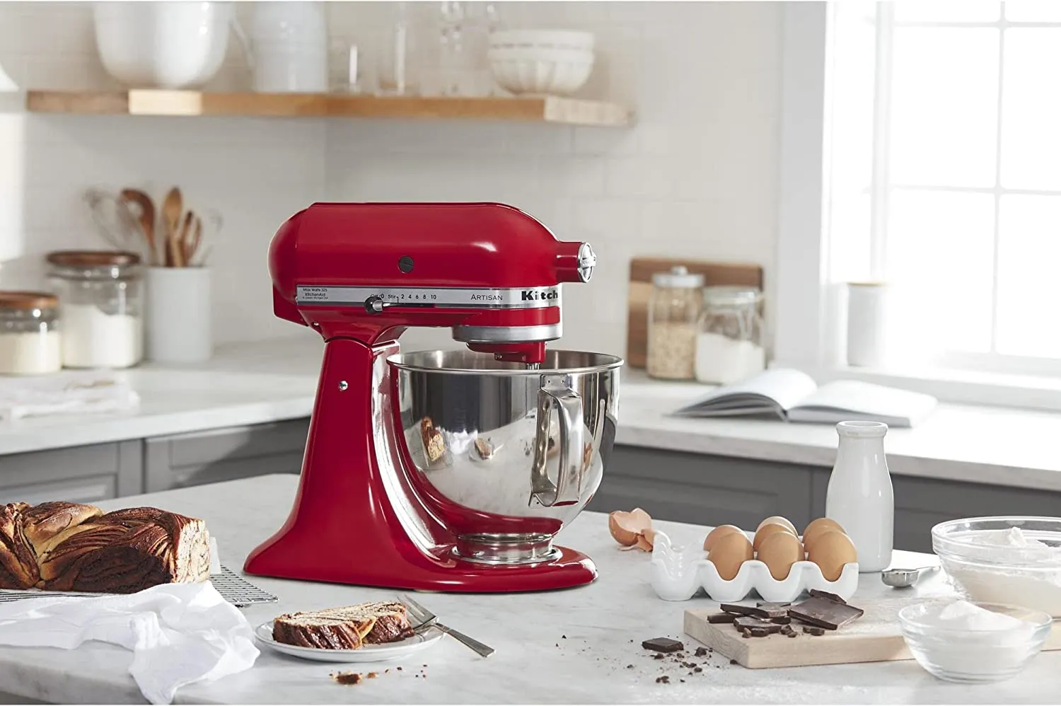 KitchenAid ® Artisan® Series  Batidora de pie con cabezal inclinado y protector de vertido