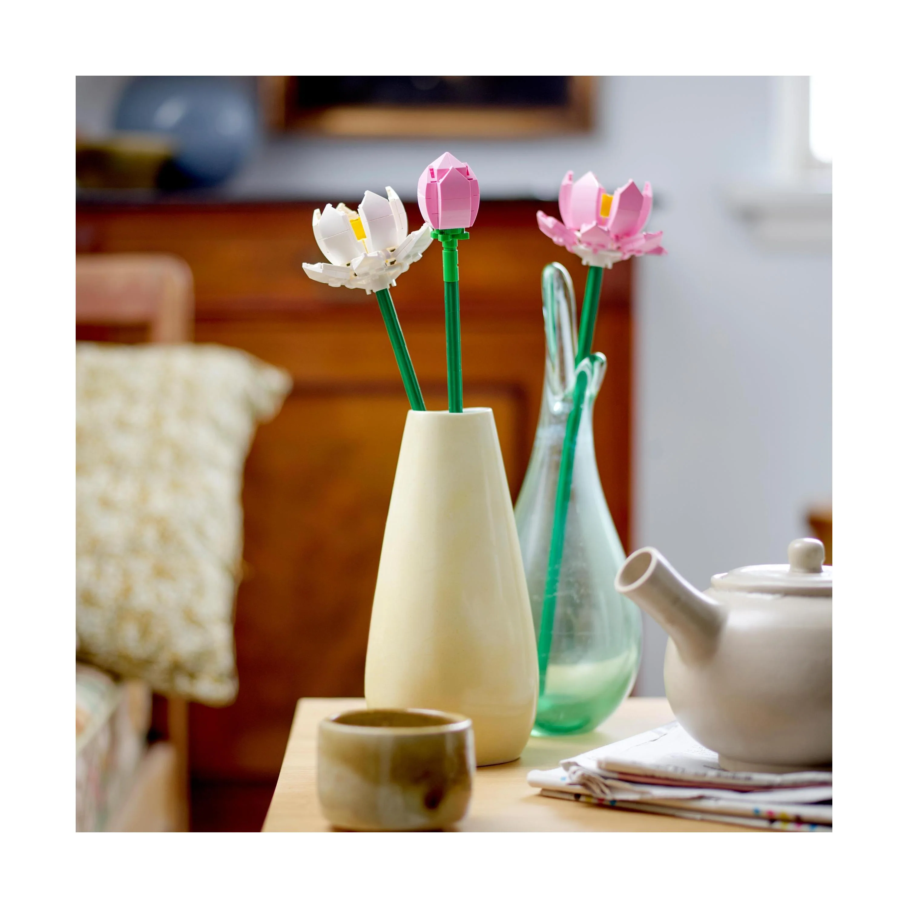 LEGO® Lotus Flowers Desk Decoration Set 40647