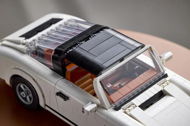 LEGO® ICONS Porsche 911 Building Kit 10295