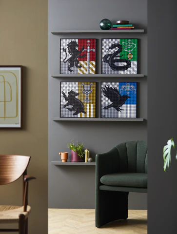LEGO® ART Harry Potter™ Hogwarts™ Crests 31201