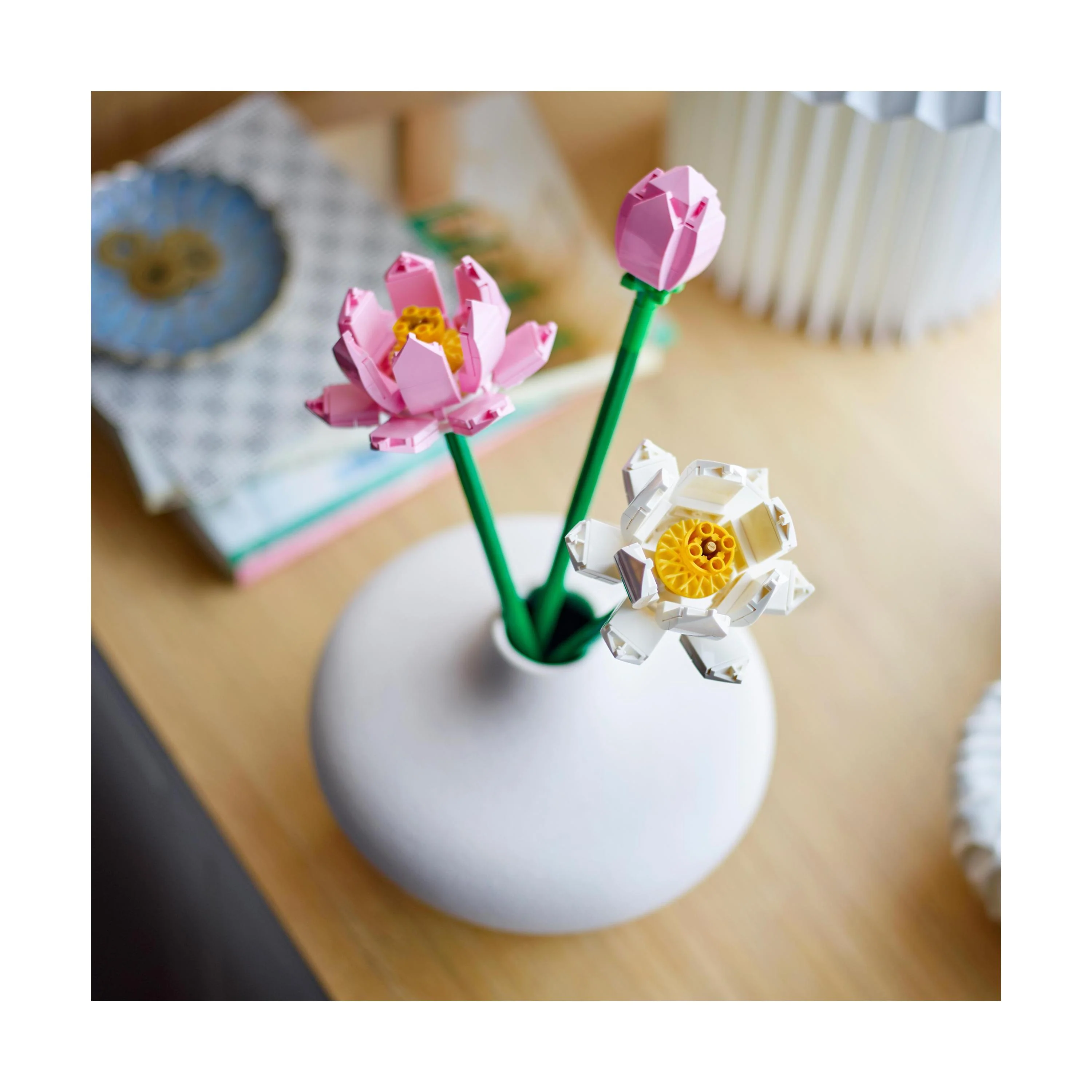 LEGO® Lotus Flowers Desk Decoration Set 40647