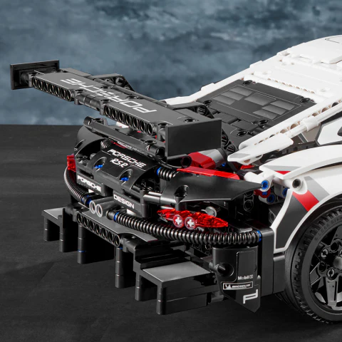 LEGO® Technic Porsche 911 RSR 42096