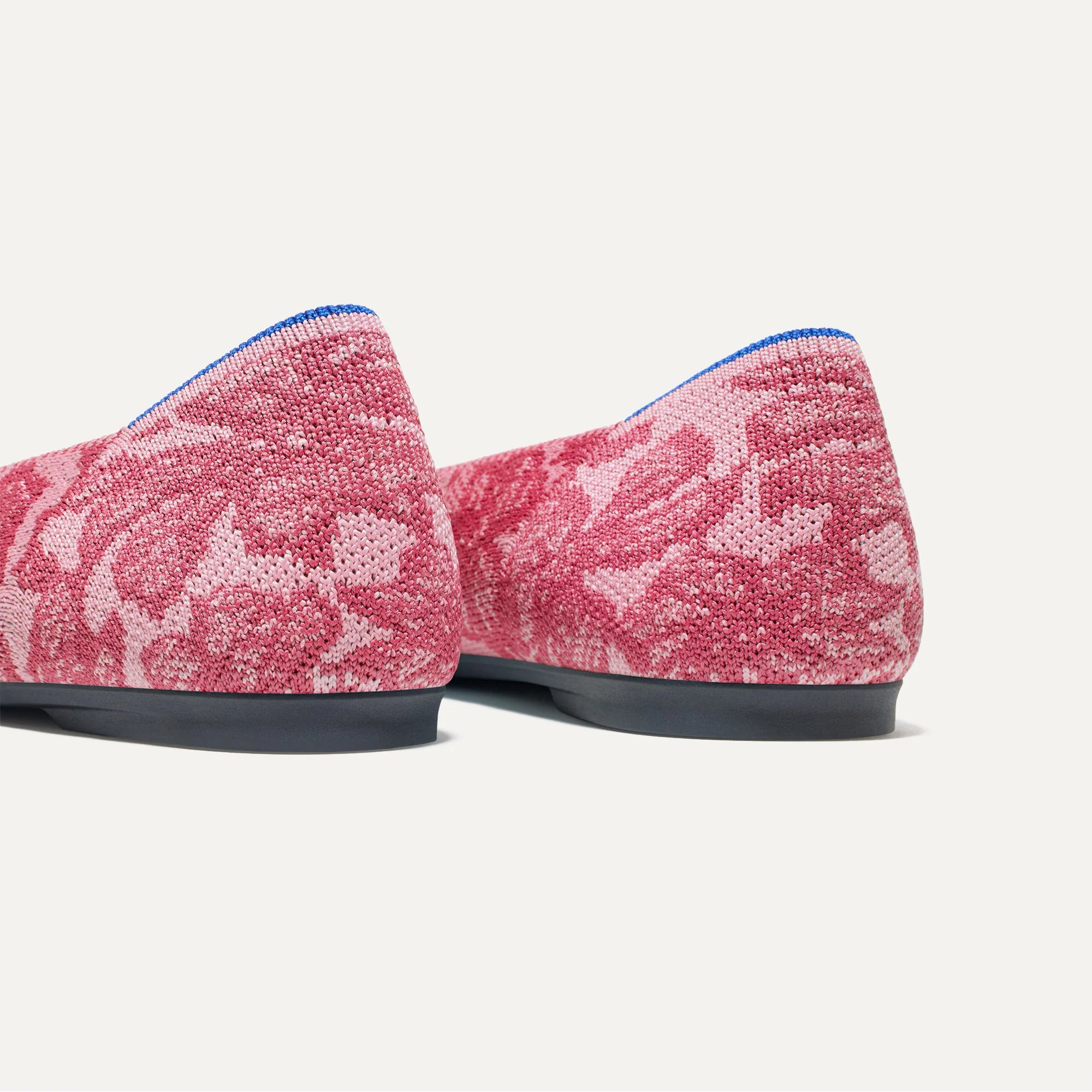 The Point II - Hibiscus Chantilly