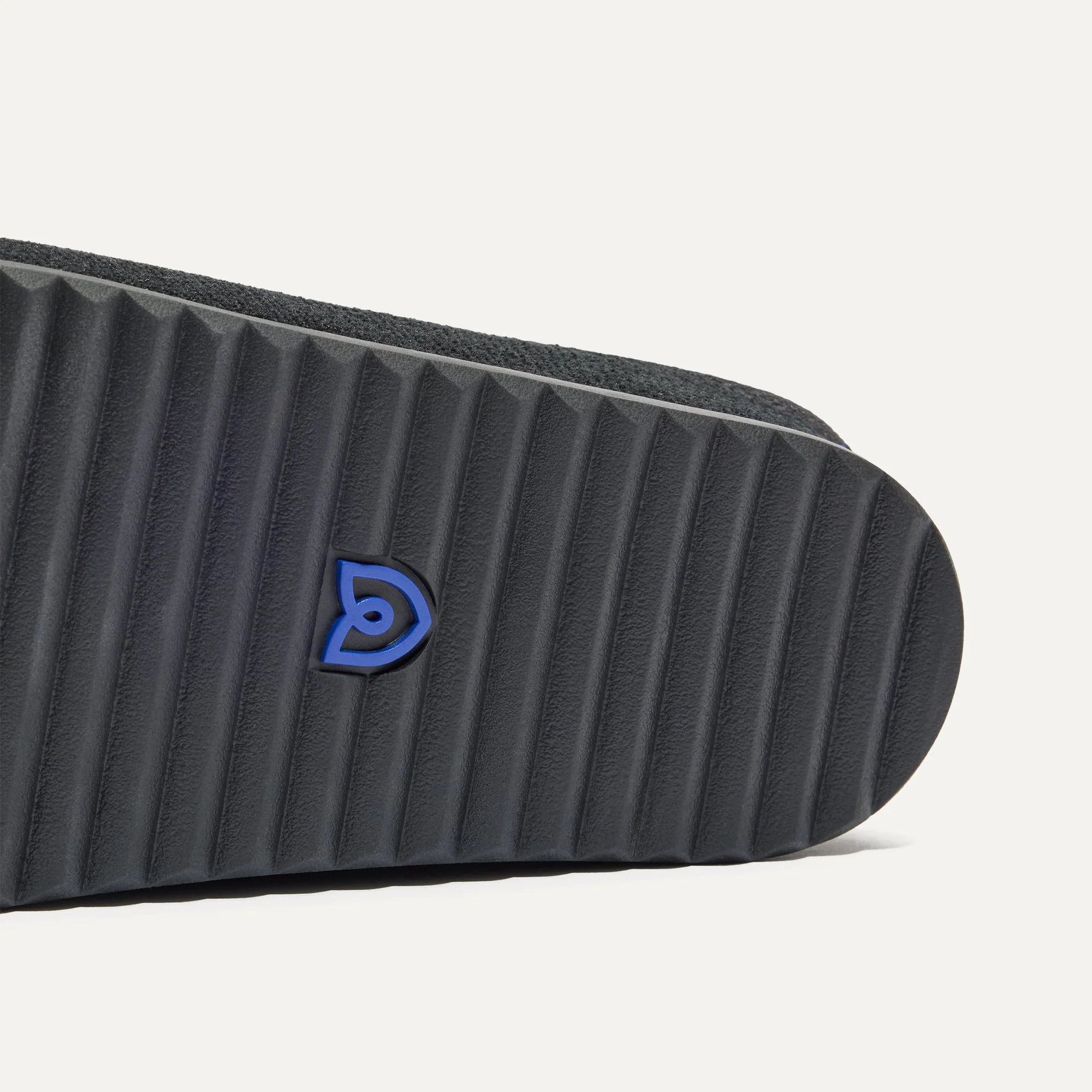 The ReVelvet™ Casual Clog - ReVelvet™ Black