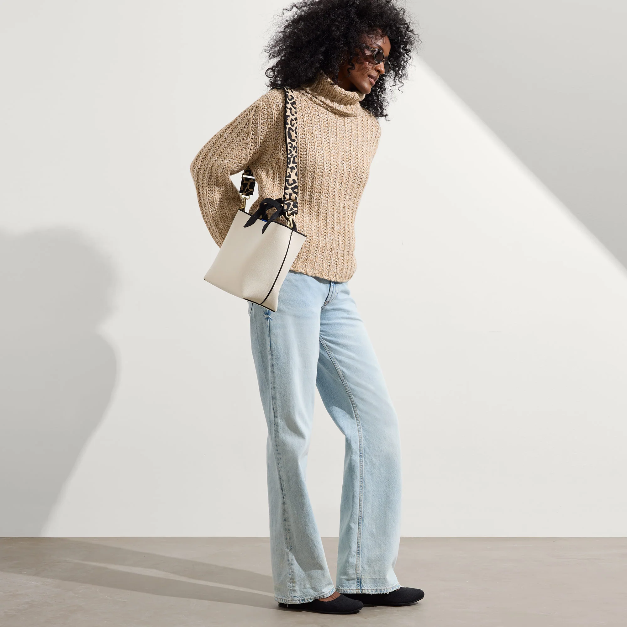 The Crossbody Strap - Desert Cat