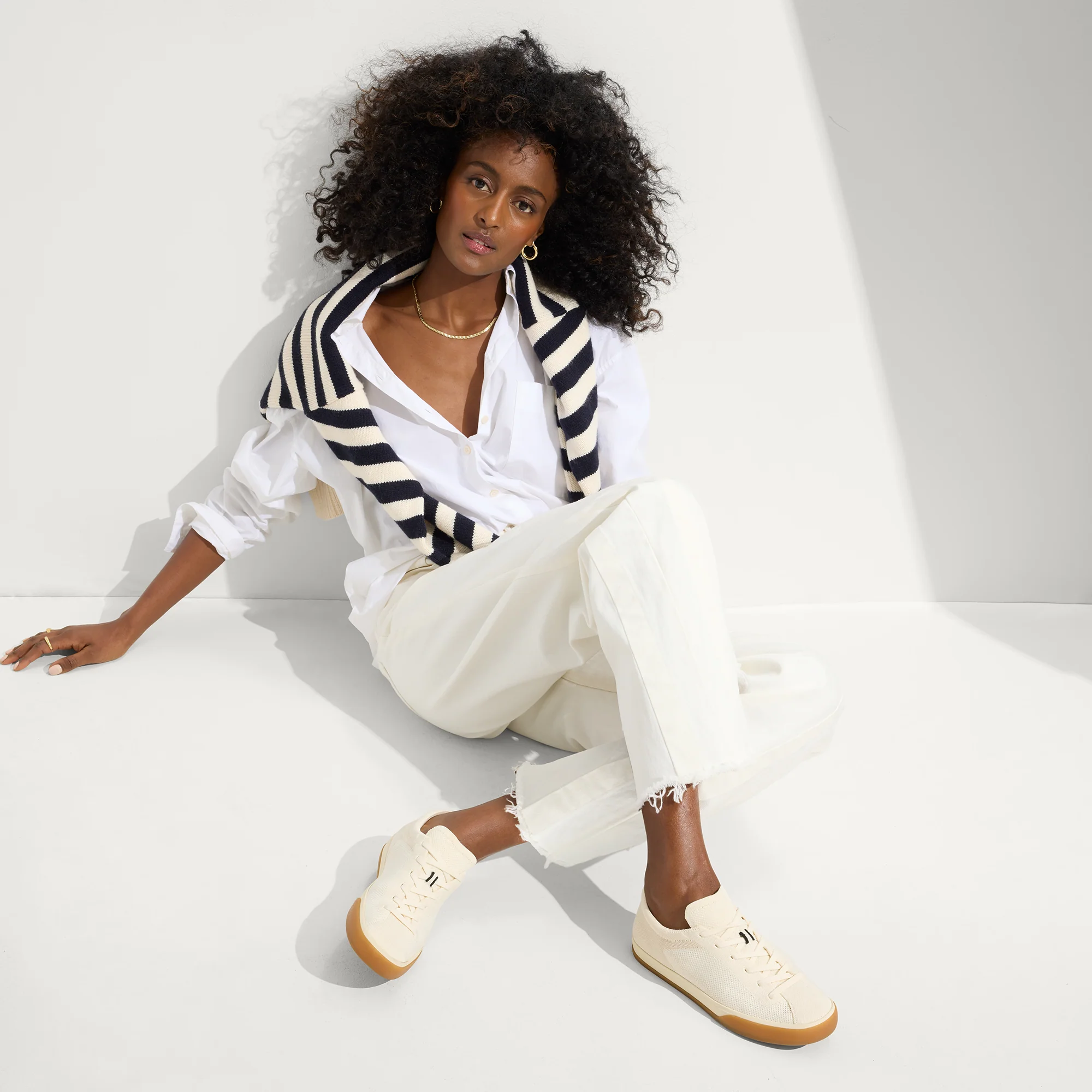 The Lace Up Sneaker - Blonde