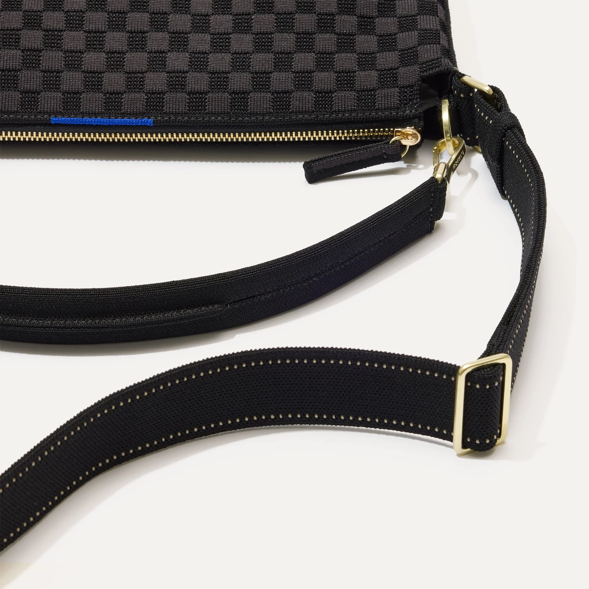 The Mini Zip Bucket - Black Sand