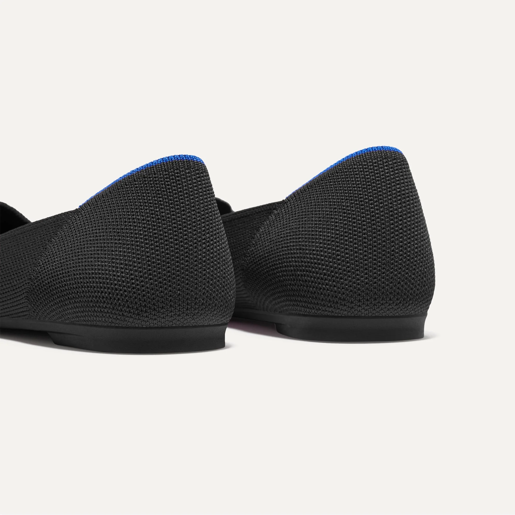 The Petal Point II - Black