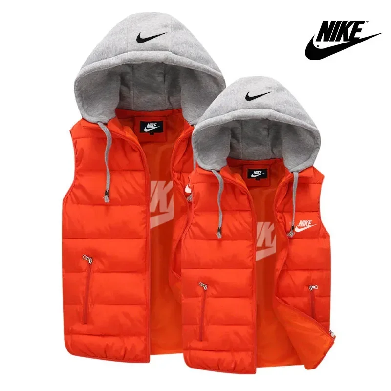 50% DE DESCUENTO - CHAQUETAS SIN MANGAS NIKE®