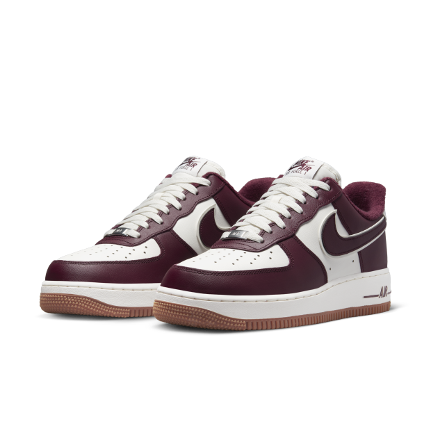 NIKE AIR FORCE 1 '07 LV8