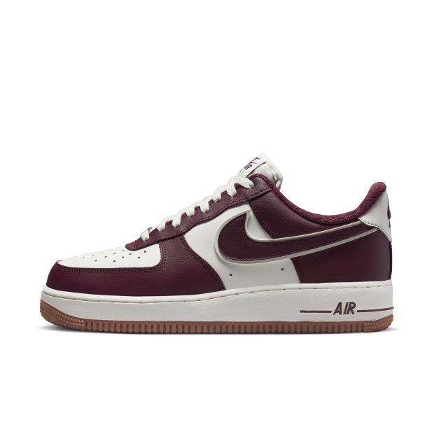 NIKE AIR FORCE 1 '07 LV8