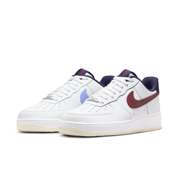 NIKE AIR FORCE 1 '07