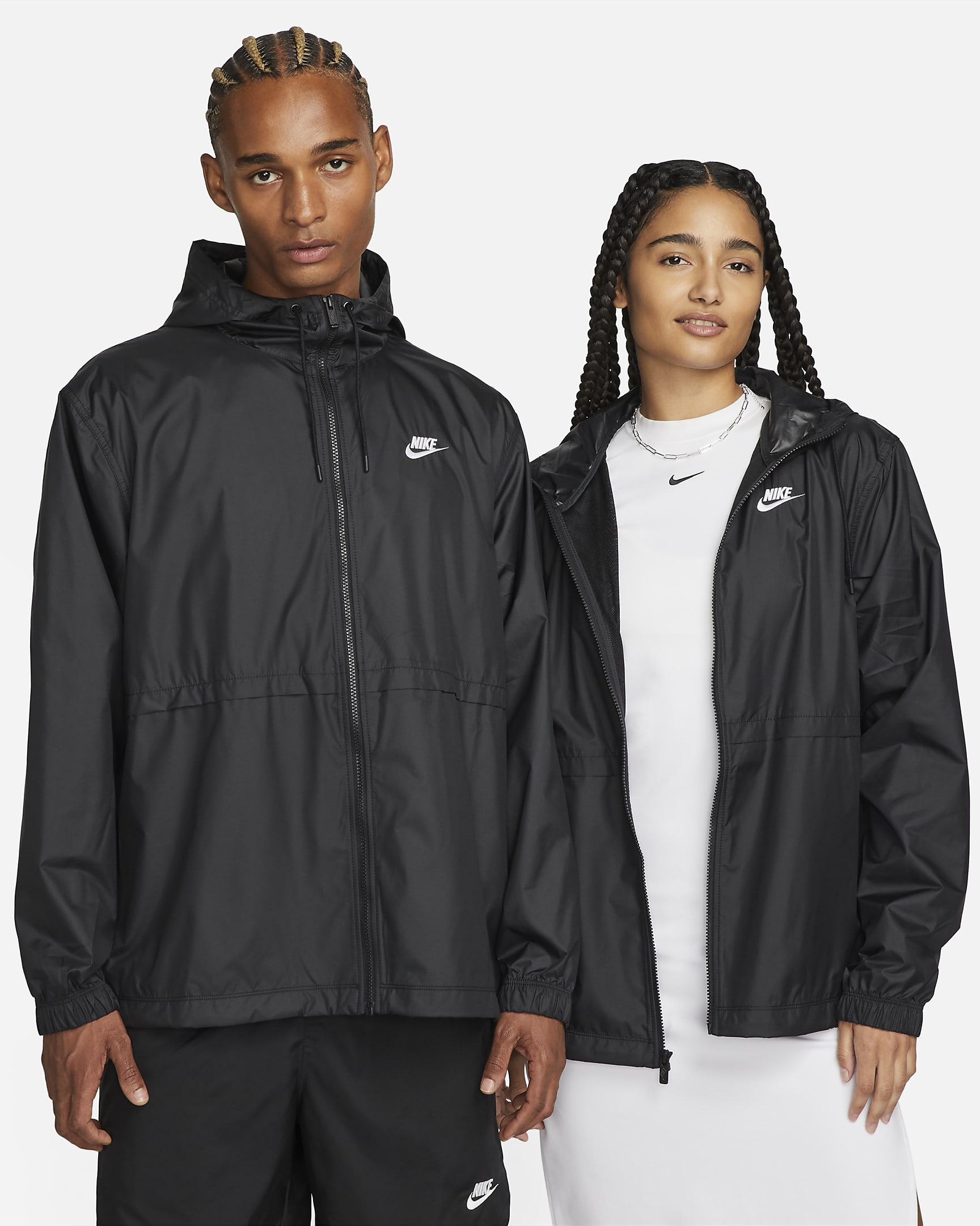 Nike Sportswear Essential Repeler