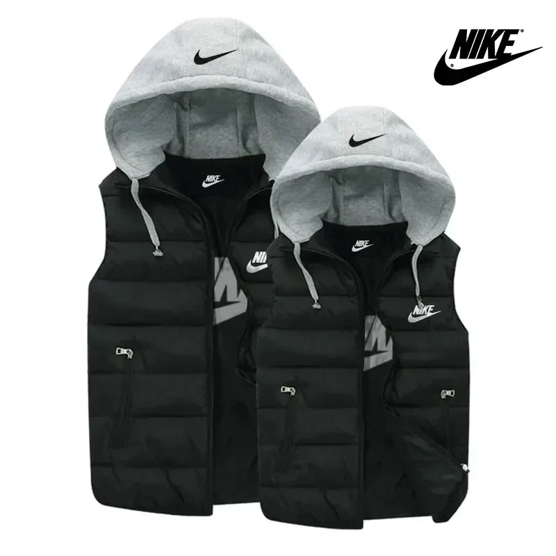 50% DE DESCUENTO - CHAQUETAS SIN MANGAS NIKE®