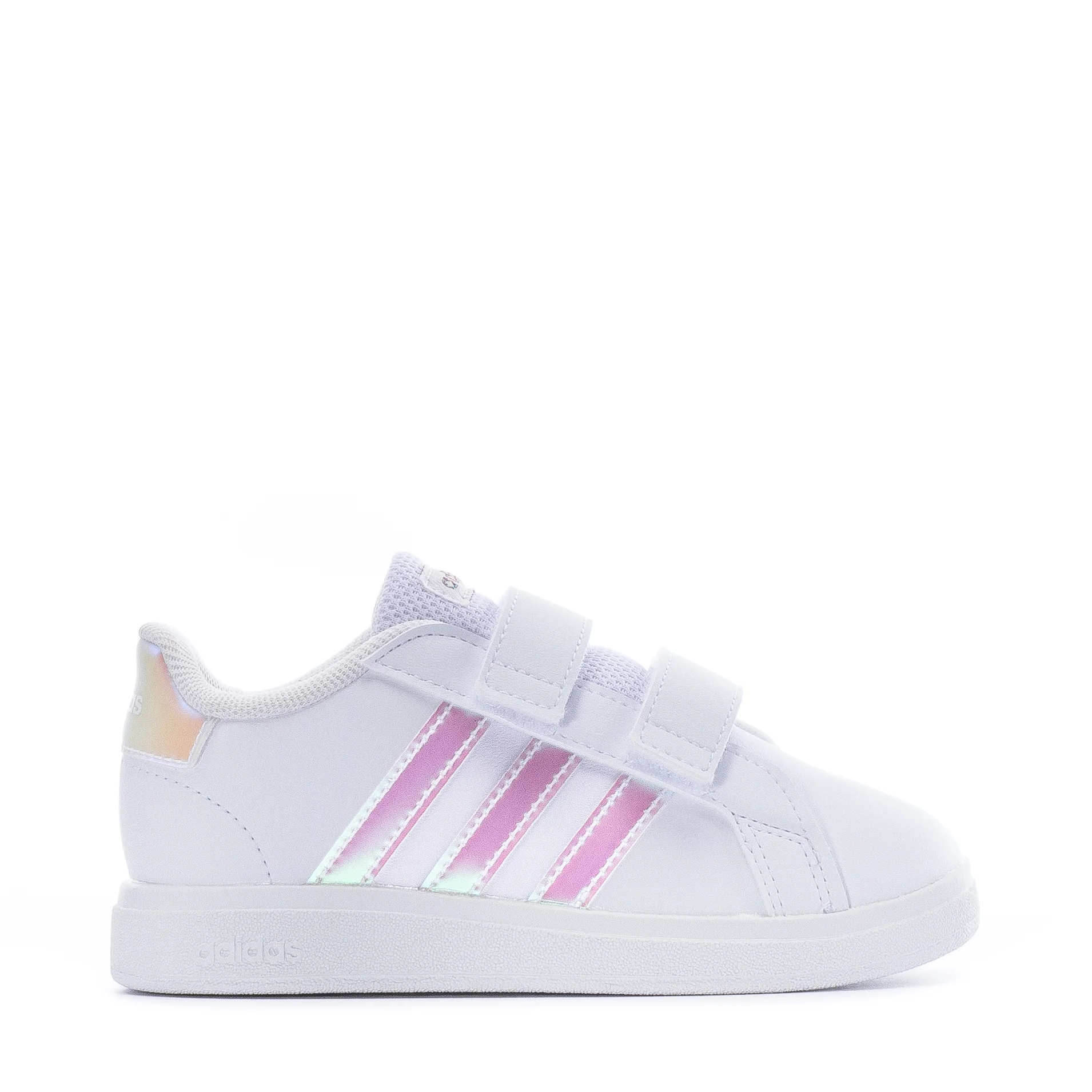 Grand Court 2.0 - Niño pequeño