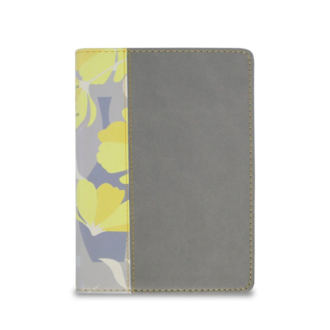 Santa Biblia Compacta Letra Grande NTV Gris y amarillo