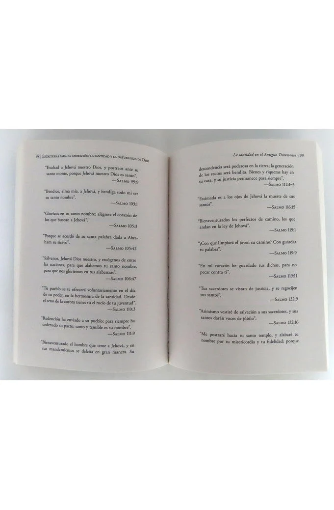 Escrituras para la Adoración, la Santidad y la Naturaleza de Dios