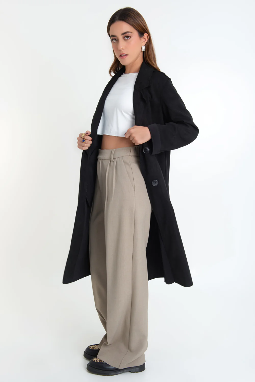 Abrigo de gamuza costuras con solapa