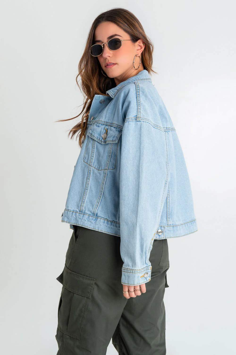 Chamarra de denim fit oversized