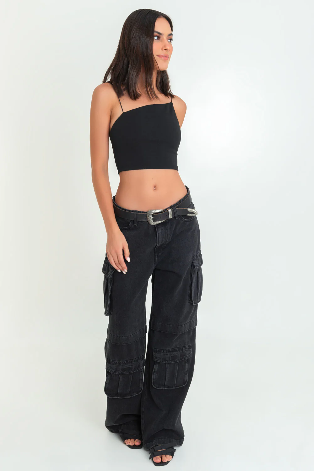 Crop top tirantes escote diagonal