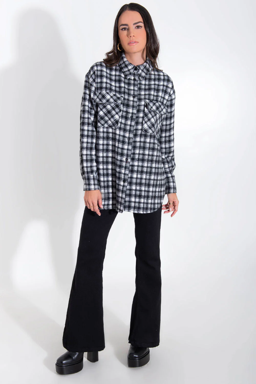 Camisa oversized check manga larga bolsillos