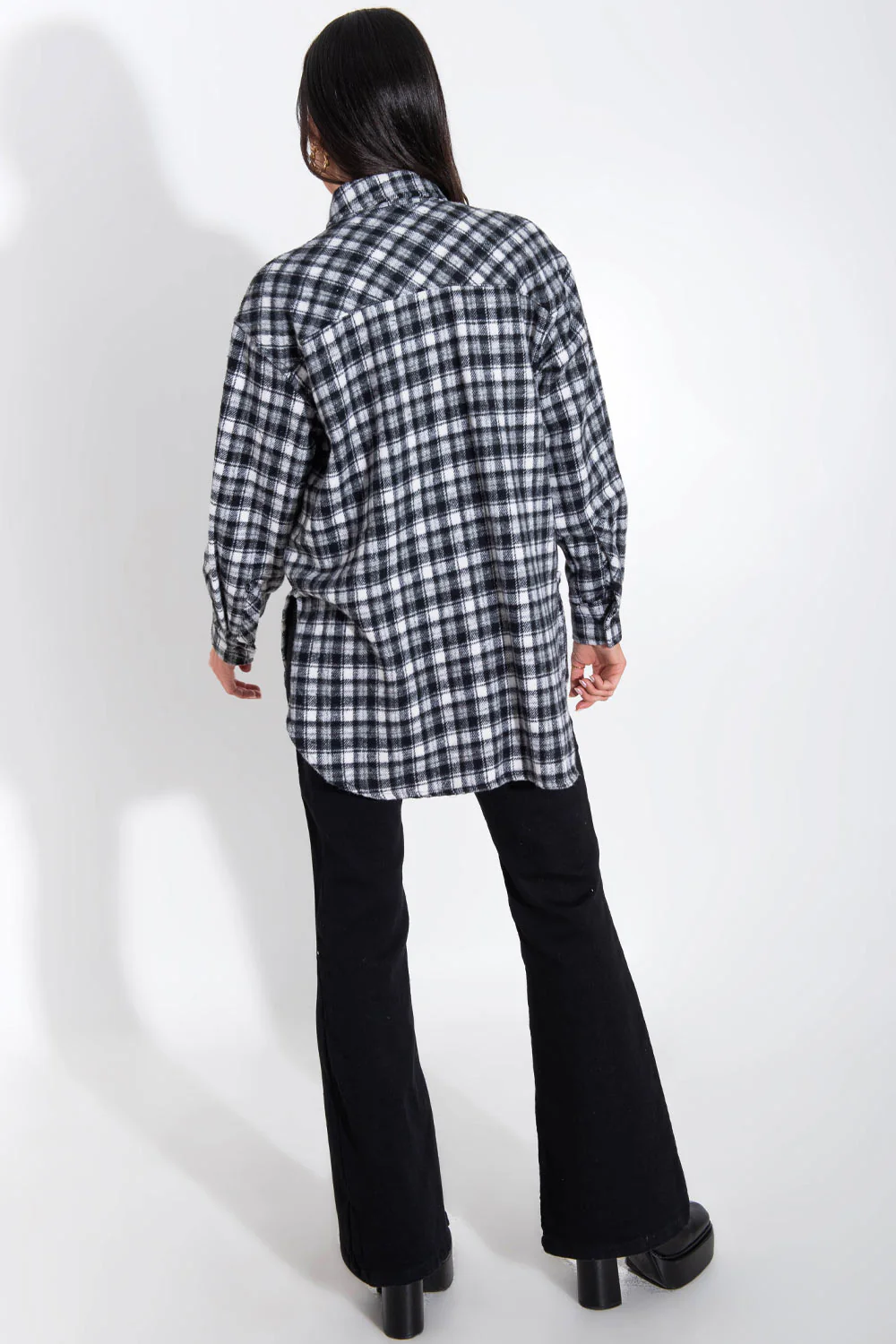 Camisa oversized check manga larga bolsillos