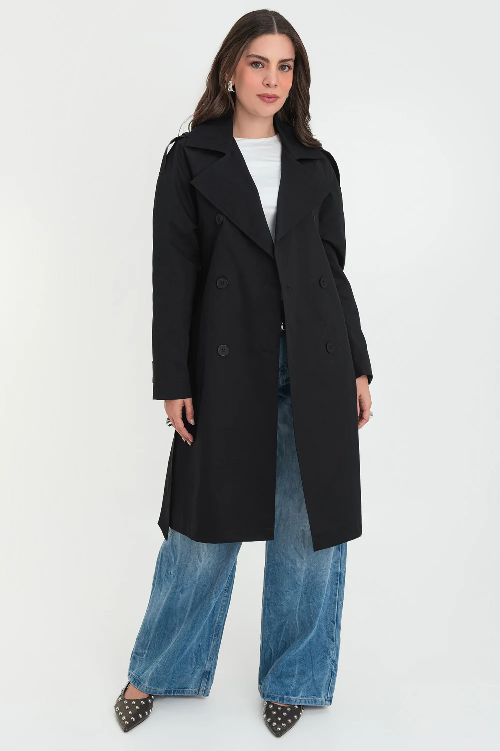 Abrigo trench corto de fit recto con cinturón