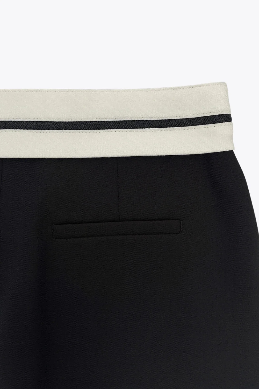 Pantalón ancho cintura vuelta