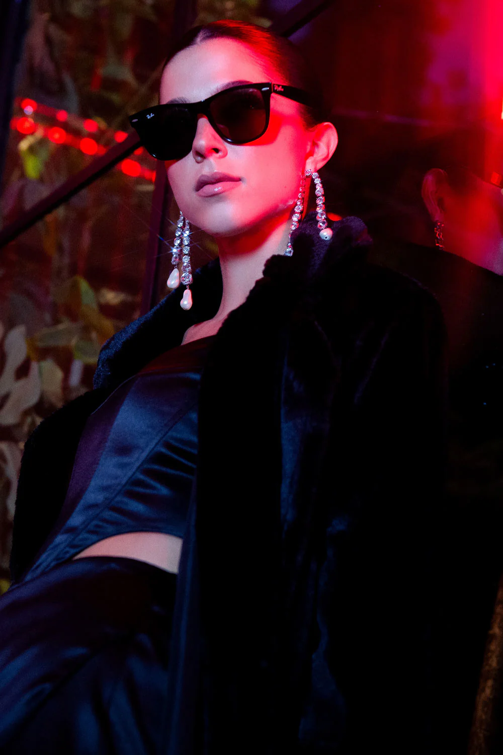 Abrigo abierto de efecto pelo con solapa