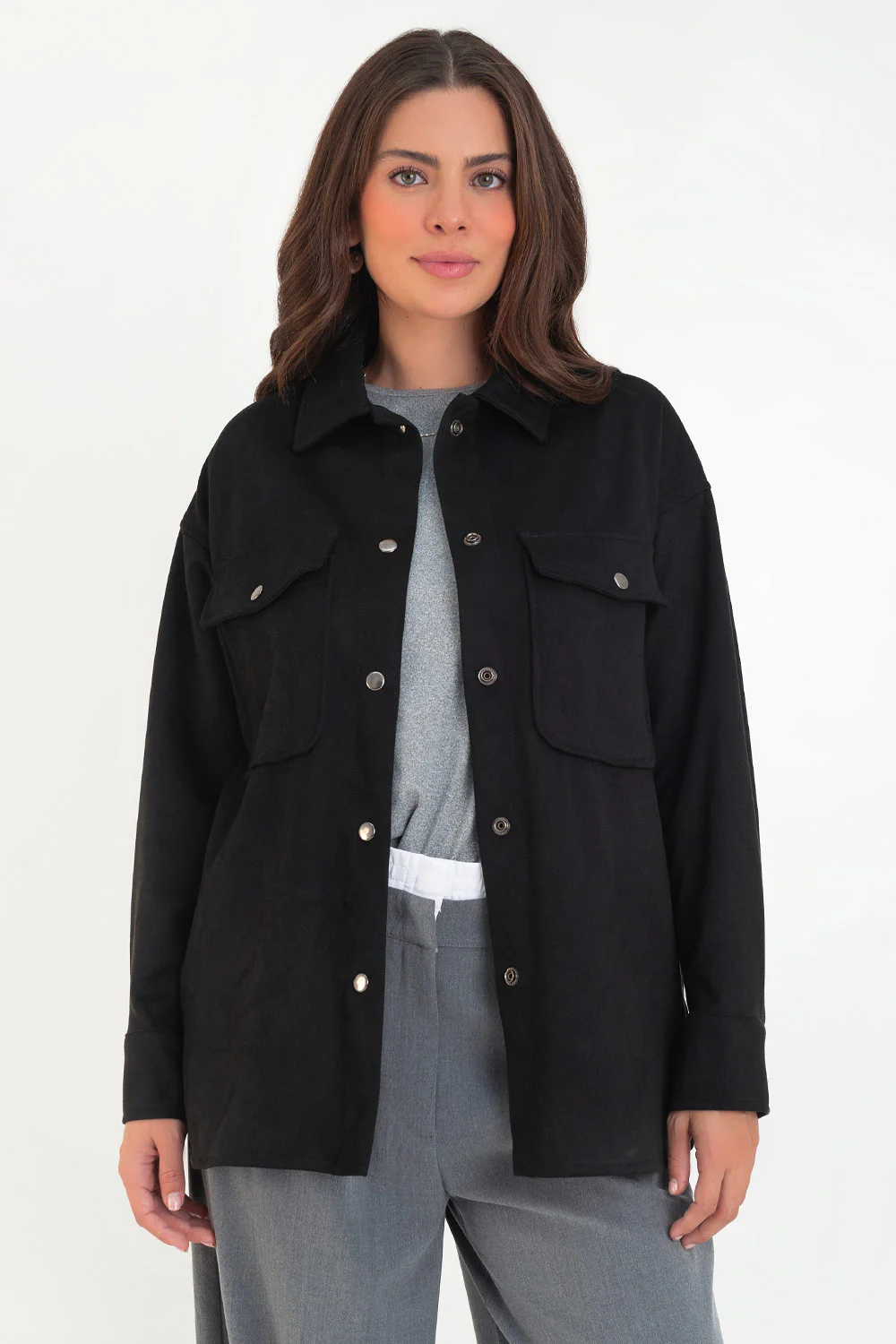 Sobrecamisa oversized de botones en contraste