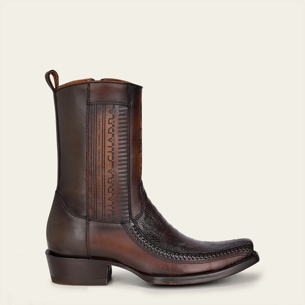 Bota en piel genuina de pata de avestruz.