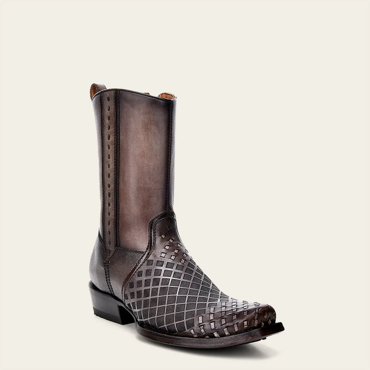 Bota de piel grabada