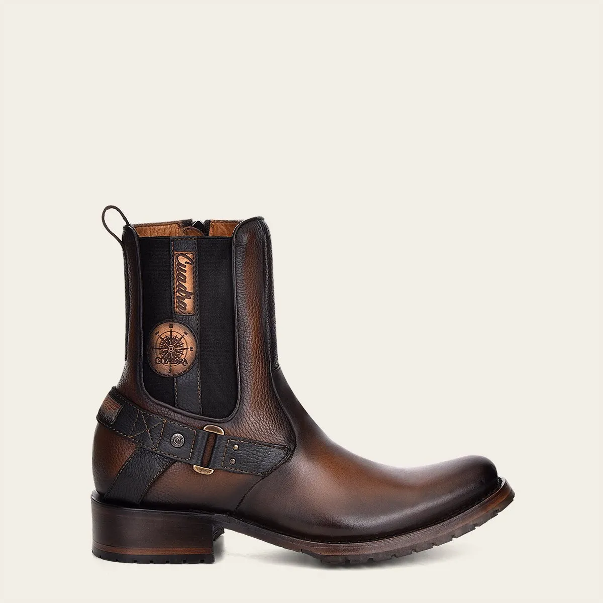 Bota urbana en piel genuina